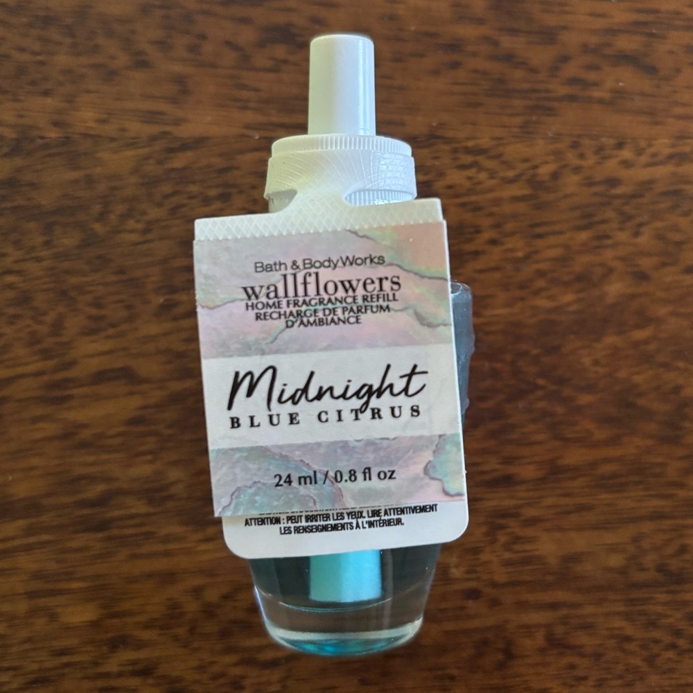 Bath & Body Works Midnight Blue Citrus Wallflowers Refill